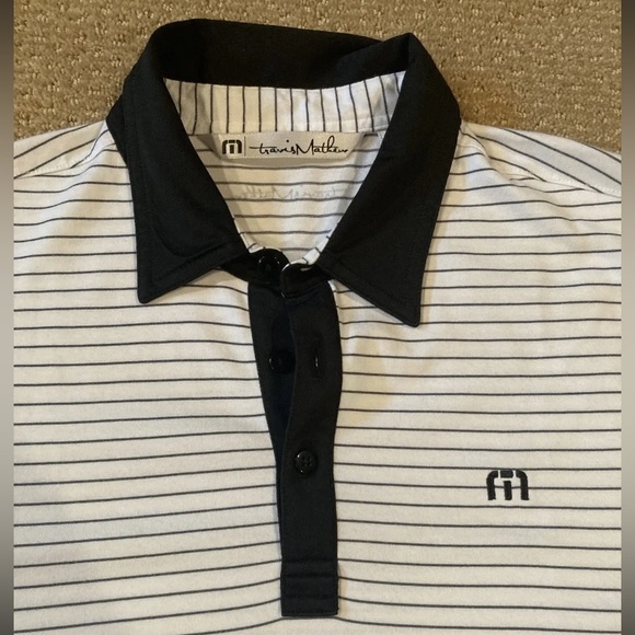 Travis Mathew Golf Polo Shirt Mens M White Striped Casual Golf Stretch - Picture 2 of 8